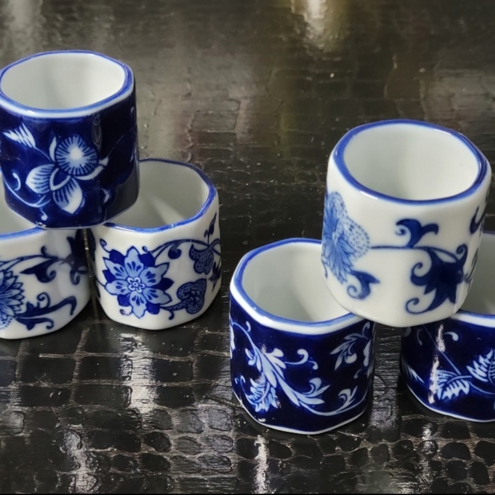 Blue and white napkin rings, set of 6